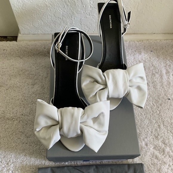 Balenciaga bow pump - Picture 2 of 7